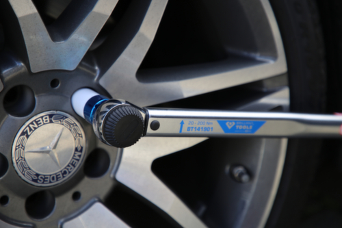 Brilliant Tools 1/2" Drehmomentschlüssel mit Drehknopf-Umsteck-Ratschenkopf